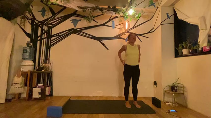 12/13 Hatha yoga (寒い日にピッタリ！肩周りスッキリフロー) by Maiko .mov